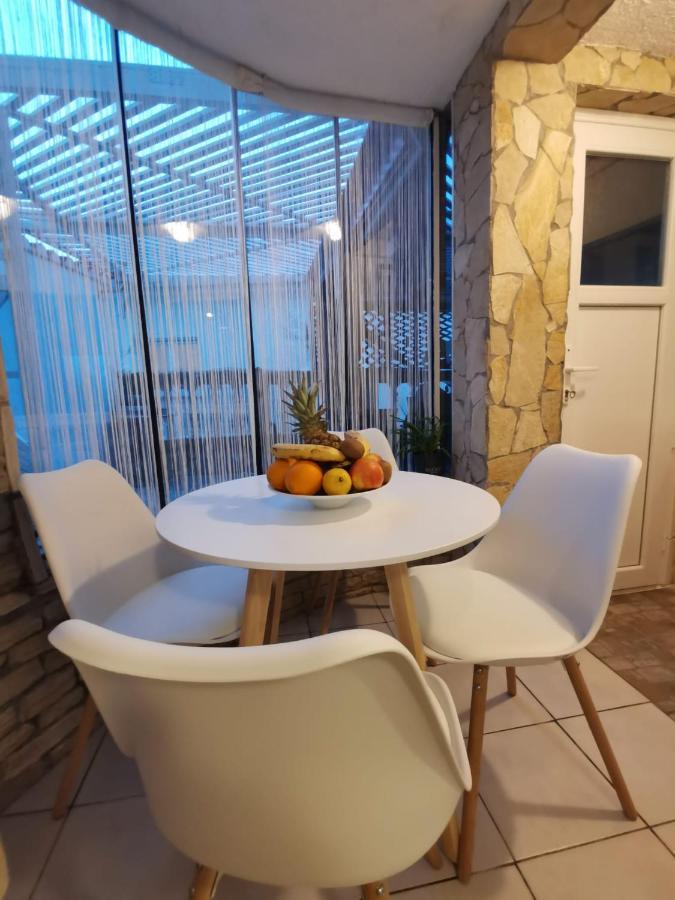 Braavos Apartments Sibenik - Free Parking - Marina 100M المظهر الخارجي الصورة